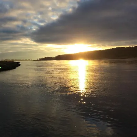 Privelacker Paradiesgarten לינה וארוחת בוקר 3*